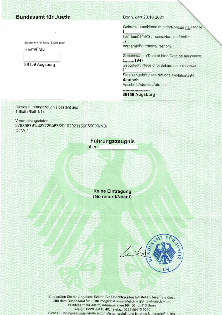 Muster einer Apostille auf einem deutschen Führungszeugnis