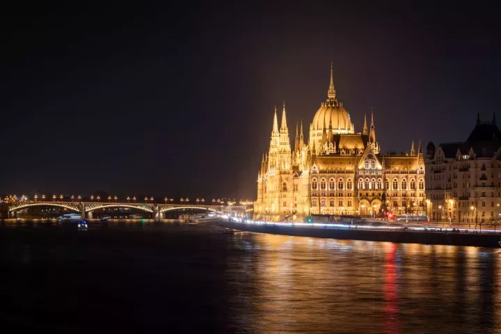Führungszeugnis in Ungarn: Beschaffung, Apostille und Legalisation