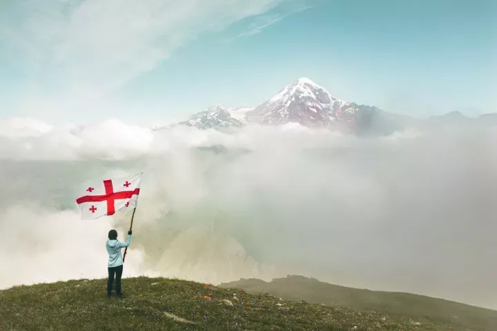 Polizeiliches Führungszeugnis in Georgien: Beschaffung, Apostille und Legalisation