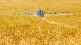 Das Verzeichnis mit Mineraldüngern wird verabschiedet