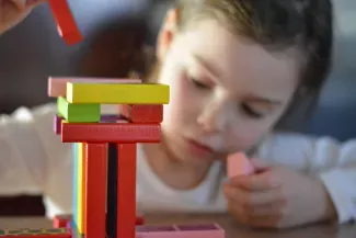 Aktualisierung der Anwendung von Standards für Spielzeugvorschriften